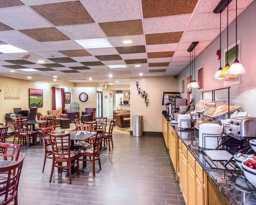 Comfort Inn & Suites Paw Paw Restoran fotoğraf